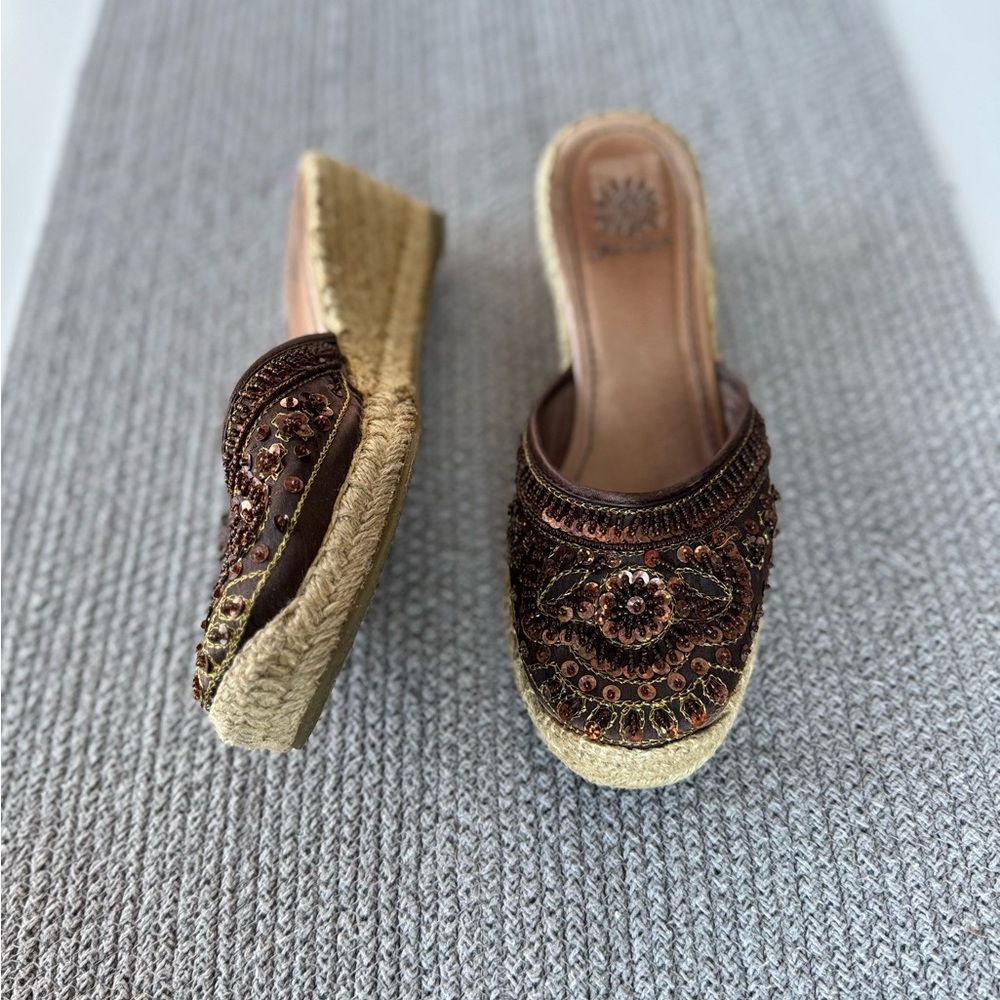 Vintage Y2K 90s Yellow Box Chocolate Brown Sequin Beaded Wedges Heels Sz 8